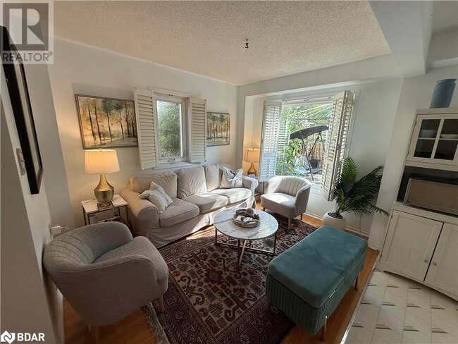 Building Photo - 2350 Grand Ravine Dr