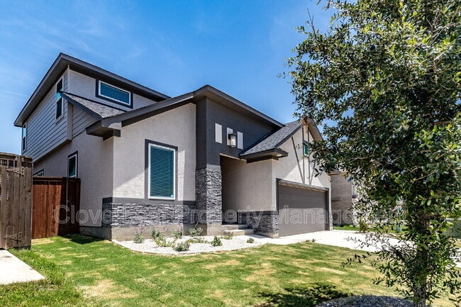 Building Photo - 12515 Yellowstone Point