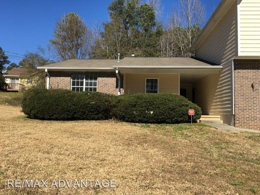 Building Photo - 5894 Summerglen Ln