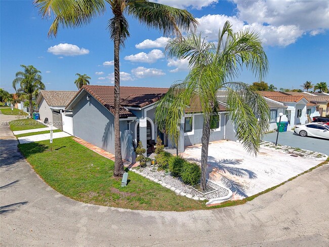 Building Photo - 7695 NW 178th Terrace