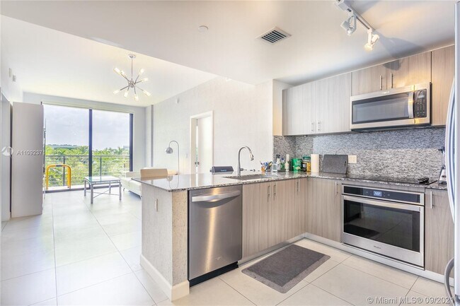 Foto del edificio - 5350 NW 84th Ave