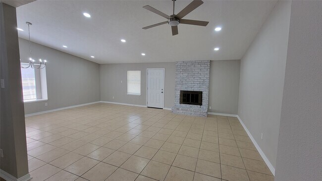 Foto del edificio - 7646 Winkle Wood Ln