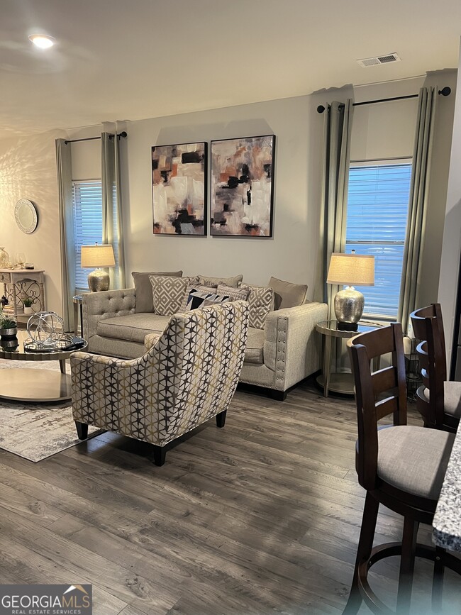 Building Photo - 1775 Labonte Pkwy