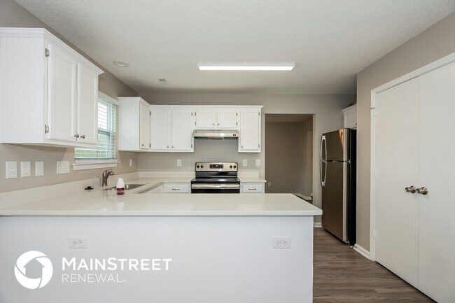 Foto del edificio - 1539 Jeffrey Bryan Dr