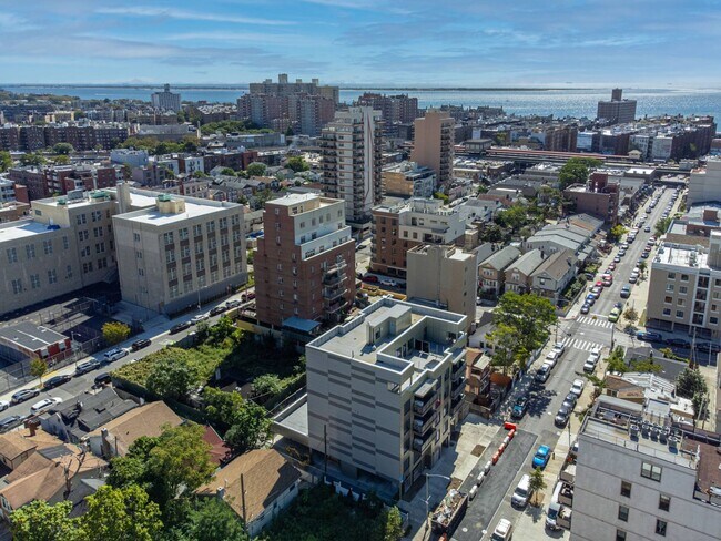 Foto del edificio - 2955 Brighton 5th St