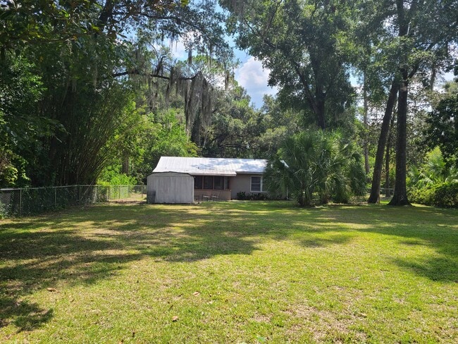Building Photo - 3506 NW 5th St
