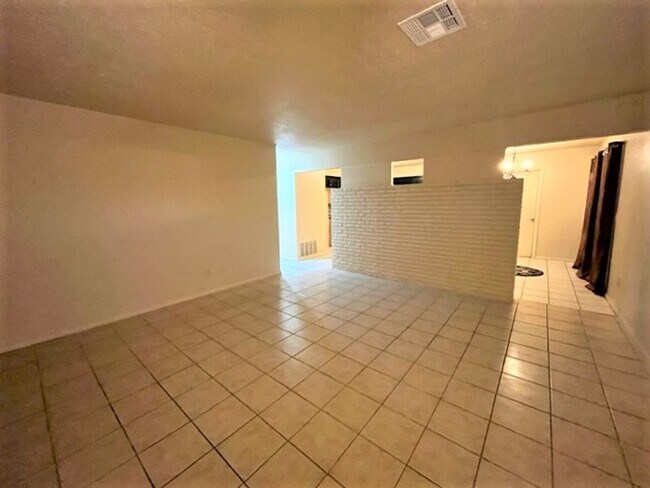 Foto del edificio - 1037 SW 103rd St