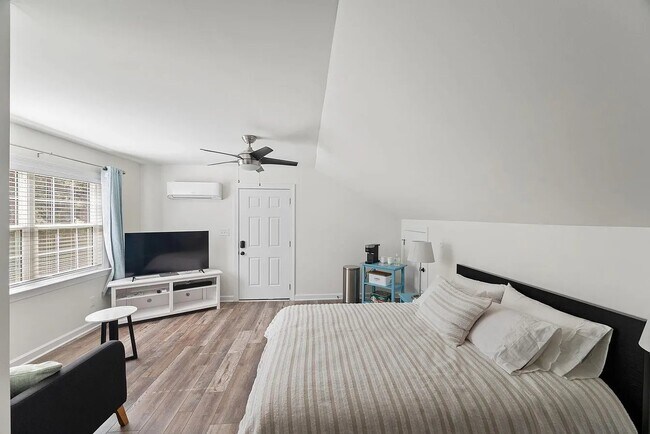 Foto del edificio - 4376 Lynnville Crescent