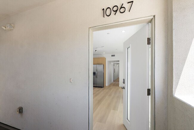 Foto del edificio - 10967 Calvert St