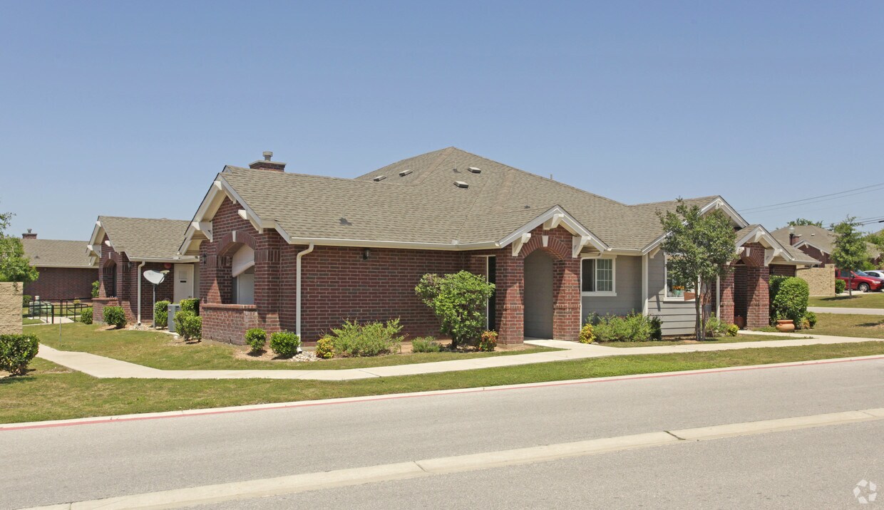 Foto principal - Cambridge Villas Apartments