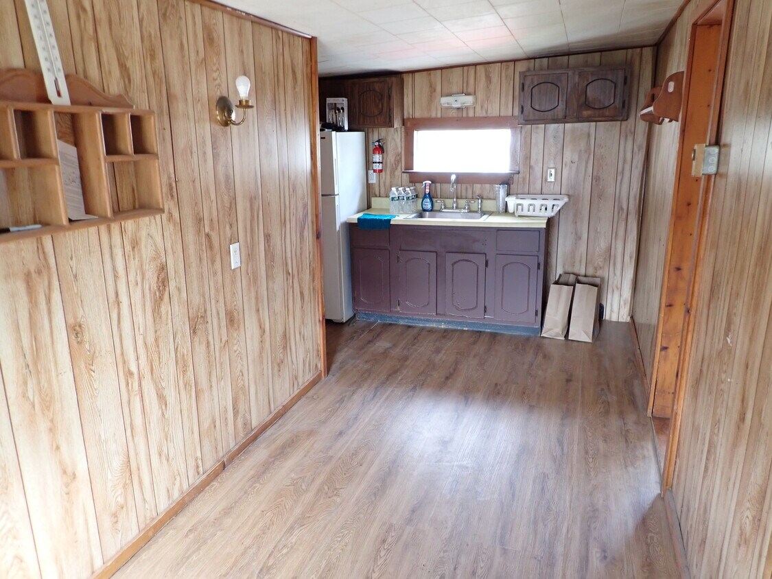 Foto principal - 105 S Catherine St