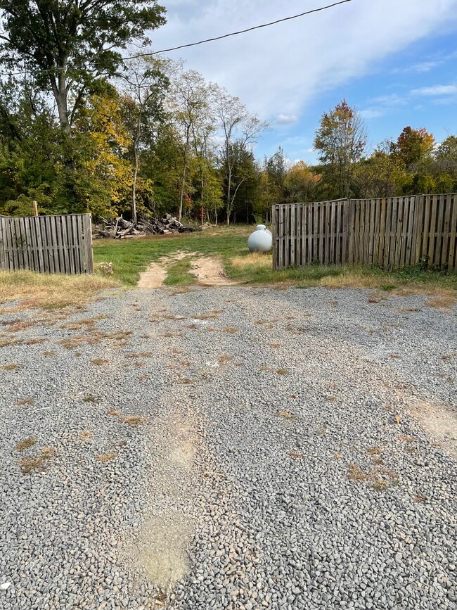 Building Photo - 4007 James Madison Hwy