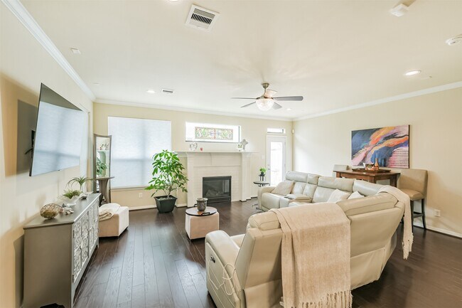 Foto del edificio - 5228 Darling St