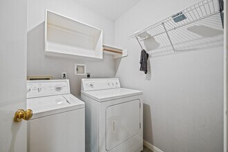 Building Photo - 22623 Round Valley Dr