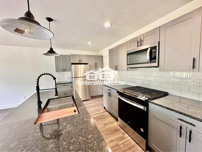 Foto del edificio - 2107 Willis Ave