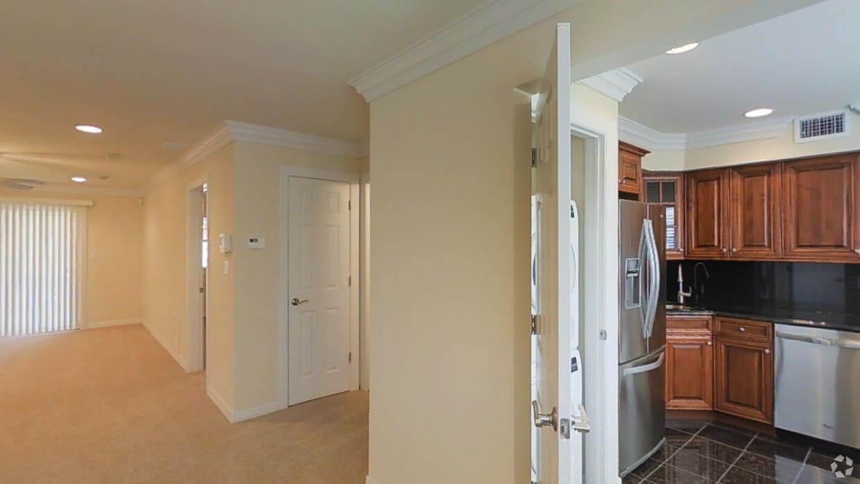 Photo - Fairfield Courtyard At Middle Island Apartments