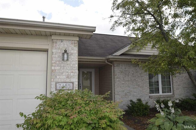 Foto del edificio - 7455 Montclair Dr