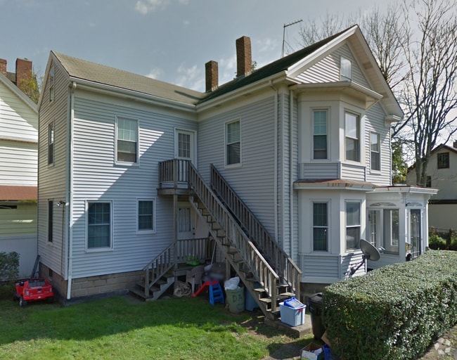 Building Photo - 17 Stratton Ter
