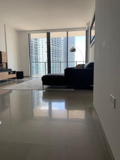 Foto del edificio - 68 SE 6th St