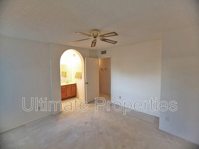 Photo - 10345 N 62nd Ave House