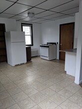 Building Photo - 109 Mechanic St