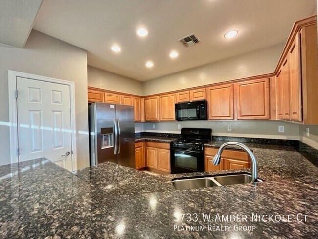 Building Photo - 3733 W Amber Nickole Ct