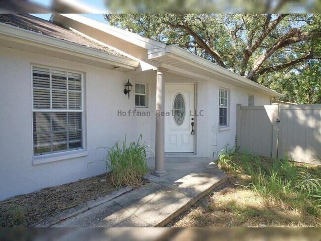 Building Photo - Spacious 3-Bedroom Home with Office in Bel...