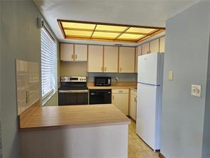 Foto del edificio - 1361 Big Pine Dr
