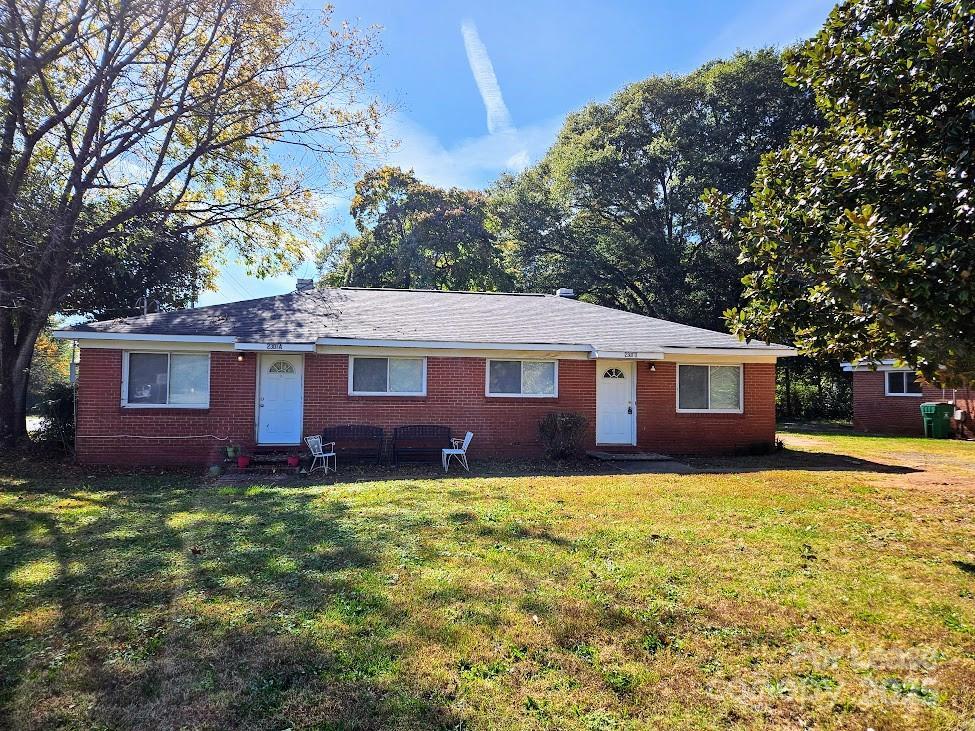 Primary Photo - 2301 Rebecca Ave