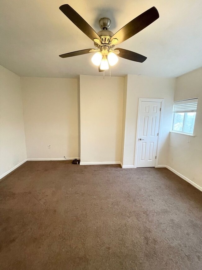 Building Photo - Flexible Move in Dates!- Updated 3 or 4 Be...