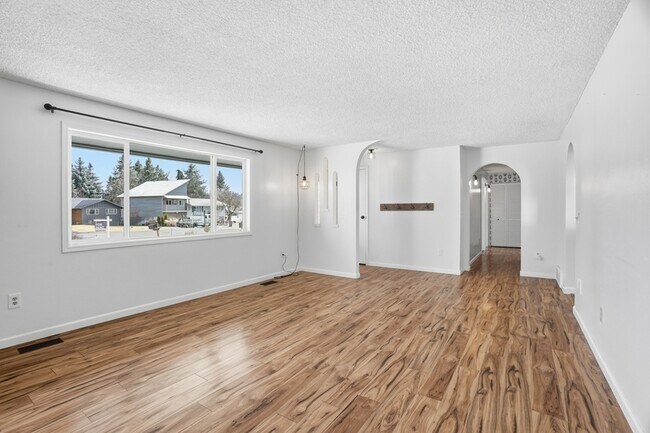 Building Photo - 11721 N Lincoln Ct