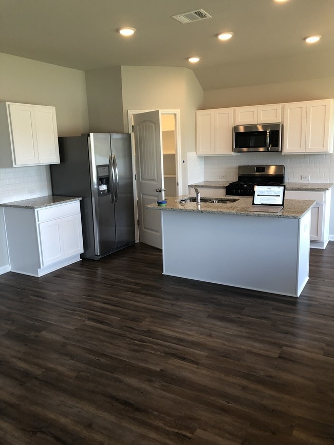 Foto del edificio - 37068 Prestonview Ln