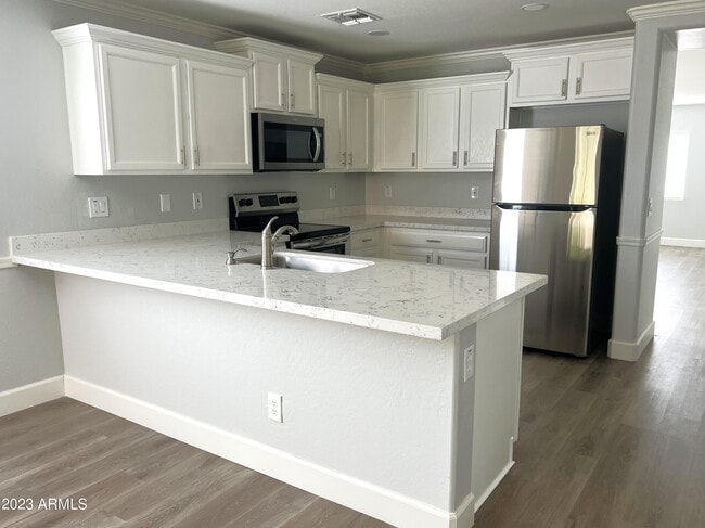 Building Photo - 4532 E Pinto Valley Rd
