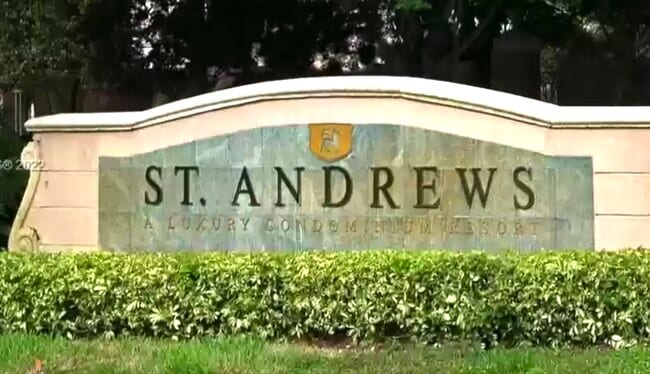 Foto del edificio - 12118 Saint Andrews Pl