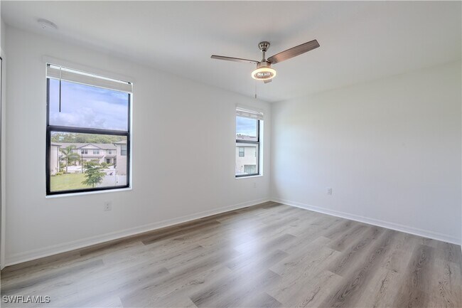 Foto del edificio - 14310 Oviedo Pl