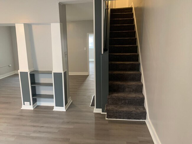 Foto del edificio - Available Now!  York City SD