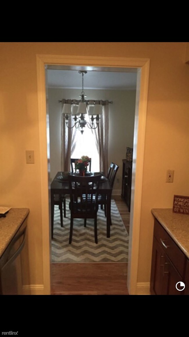 Foto del edificio - 2 br, 1.5 bath Townhome - 54 Meadow Ln
