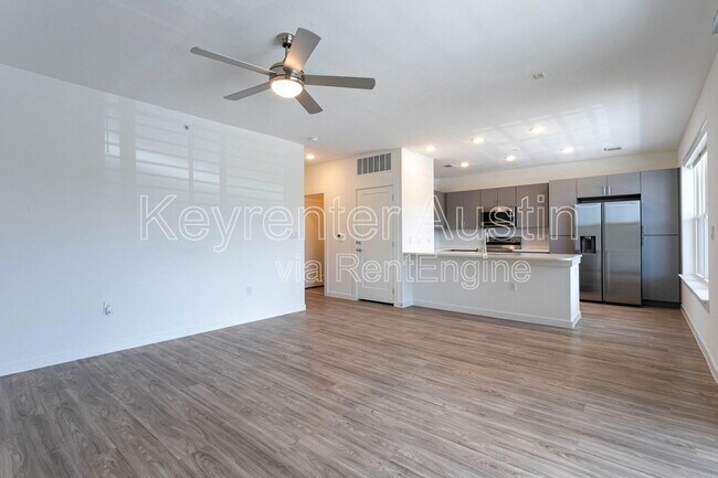 Foto del edificio - 4801 Springdale Rd
