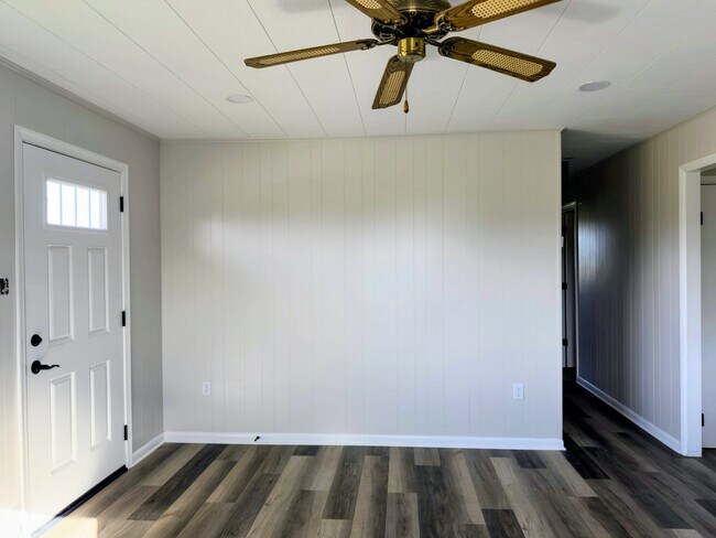 Foto del edificio - 1222 Katterman Hill Rd