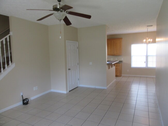 Building Photo - 2614 Oakmont Dr