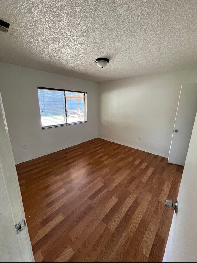 Foto del edificio - 2 Bedroom 2 Bath Apartment Home *** Limite...