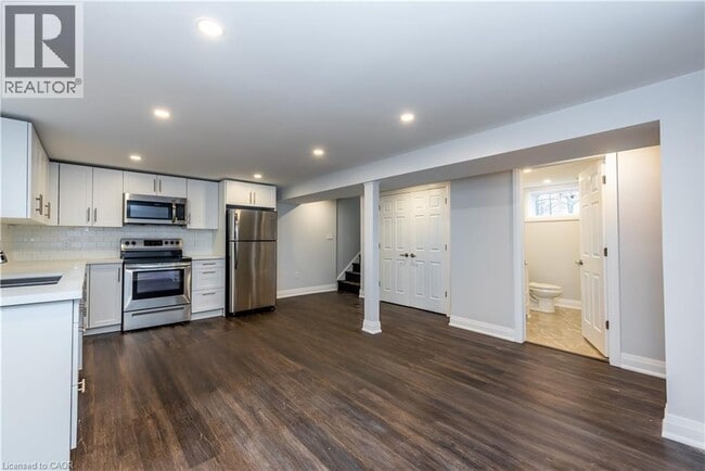 Photo du bâtiment - 418 E 25th St