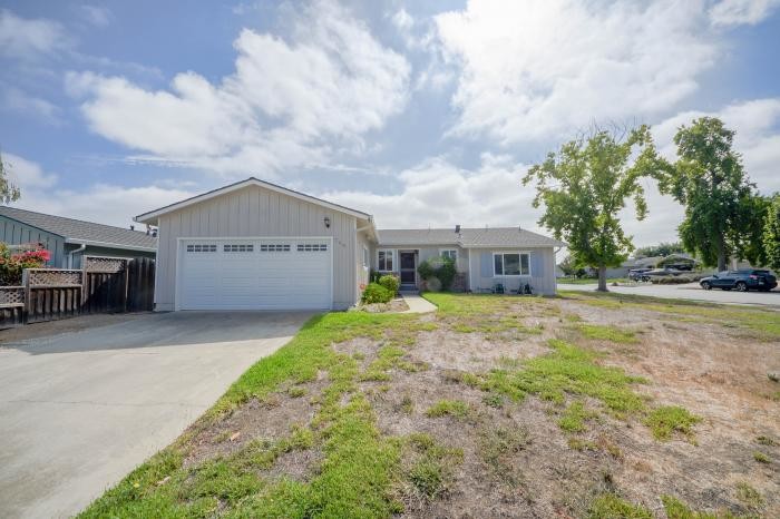 Primary Photo - 3 bedroom in San Jose CA 95129