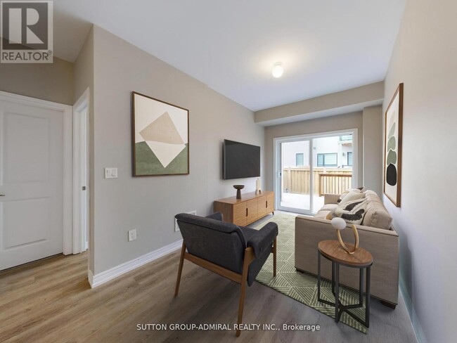 Building Photo - 70 Laskin Dr