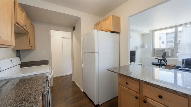 Foto del edificio - 3950 N Lake Shore Dr