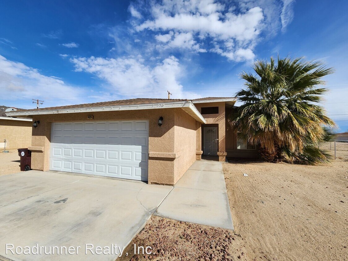 Primary Photo - 3 br, 2 bath House - 74026 Casita Drive