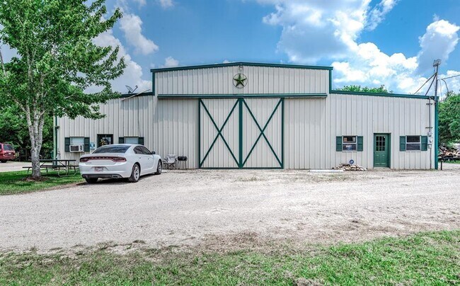 Building Photo - 6407 Masters Rd