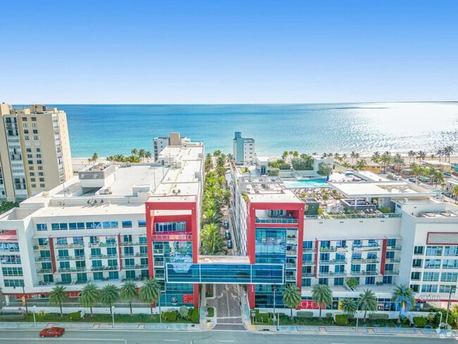 Building Photo - 777 N Ocean Dr