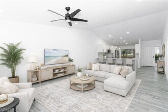 Building Photo - 6499 Royal Woods Dr