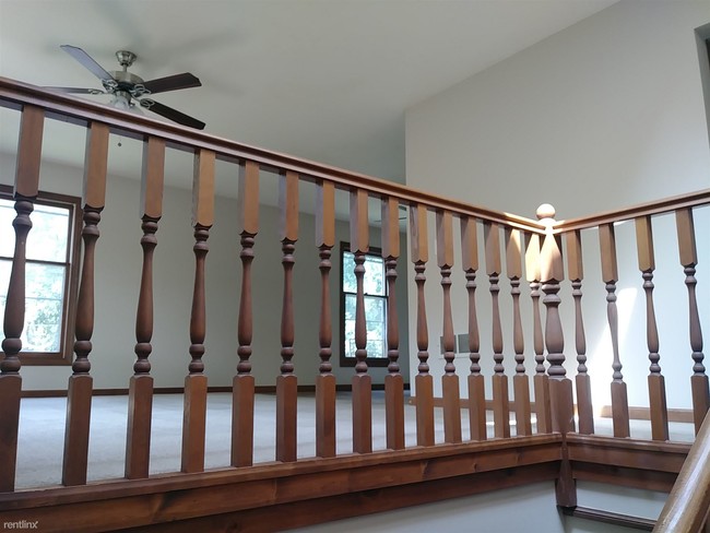 Foto del edificio - 4 br, 3 bath House - 332 Hollywood Ter